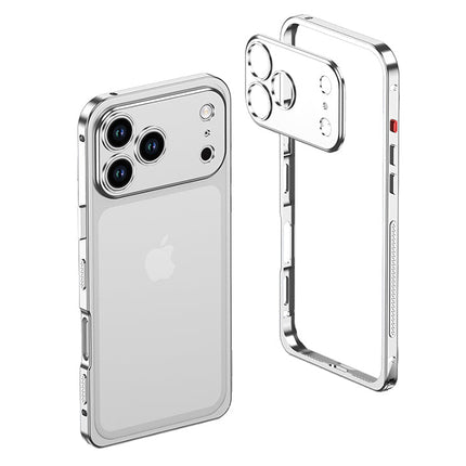 Aluminiowe Etui na Telefon z Wzmocnionymi Krawędziami i Kompatybilnością z MagSafe – Minimalistyczny Design, Srebrne Case na Telefon 12