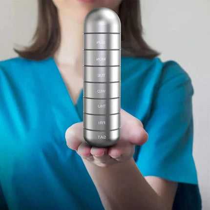 Aluminiowy Organizer na Pigułki na 7 Dni – Przenośny Pojemnik, Wodoodporny, Różowe Złoto, Srebro, Niebieski, Zielony, Czarny 5