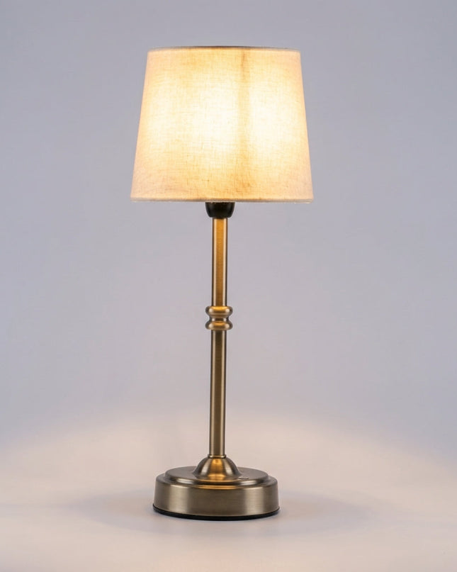Bezprzewodowa lampa stołowa LED w retro designie z kryształowymi akcentami, oferująca regulację  2