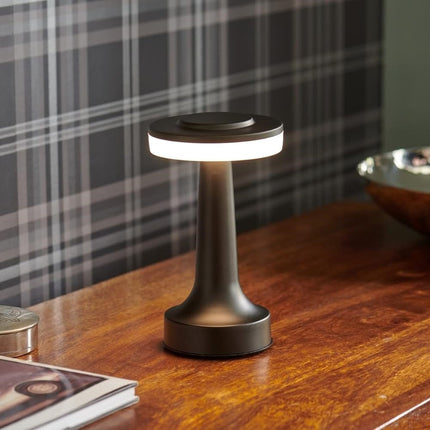 Bezprzewodowa lampa stołowa retro z regulowanym oświetleniem, idealna do salonów i sypialni 6