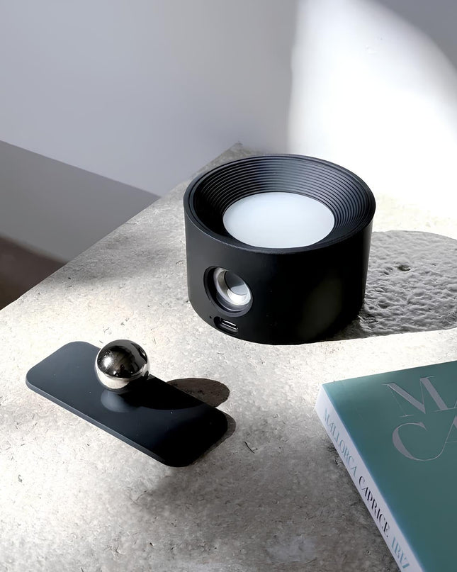 Bezprzewodowa lampa ścienna z obrotem 360° i ściemnialną diodą LED – akumulatorowa, minimalistyczna konstrukcja 4