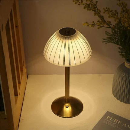 Bezprzewodowa lampa stołowa LED z czujnikiem dotykowym i ściemnialnym światłem – bezprzewodowy design inspirowany kryształem 3