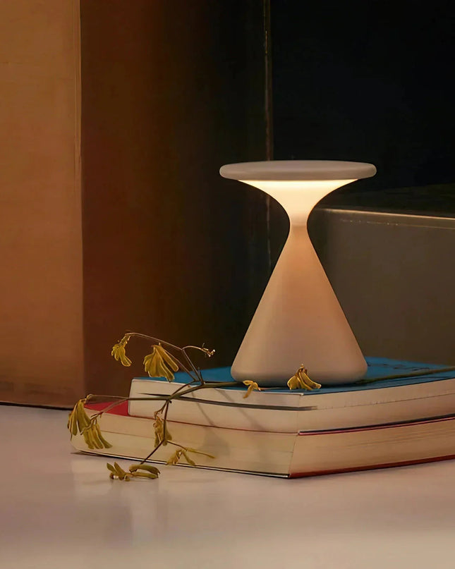 Bezprzewodowa lampa stołowa w kształcie klepsydry – Nowoczesny design i funkcjonalność 8