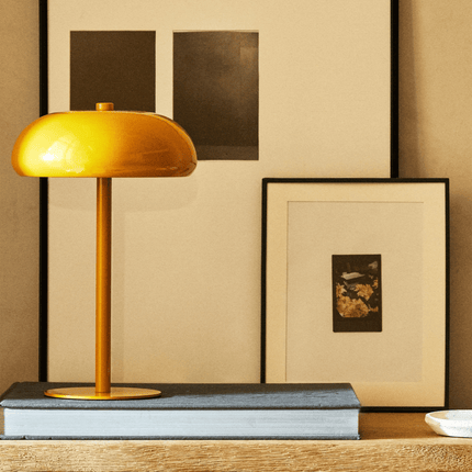 Bezprzewodowa lampa stołowa z przyciemnianą diodą LED i metalową obudową – nowoczesna, akumulatorowa lampka nocna lub biurkowa 5