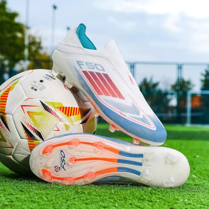 Buty do piłki nożnej halowej z oddychającą konstrukcją do futsalu i treningu – lekkie i wydajne buty piłkarskie 7