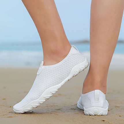 Buty do wody dla kobiet z cholewką z siateczki, szybkoschnącą i oddychającą, z antypoślizgową gumową podeszwą – idealne buty na plażę i do pływania 0