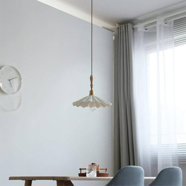 Ceramiczna Lampa Wisząca z Wyspą Kuchenną – Unikalny Design i Styl 5