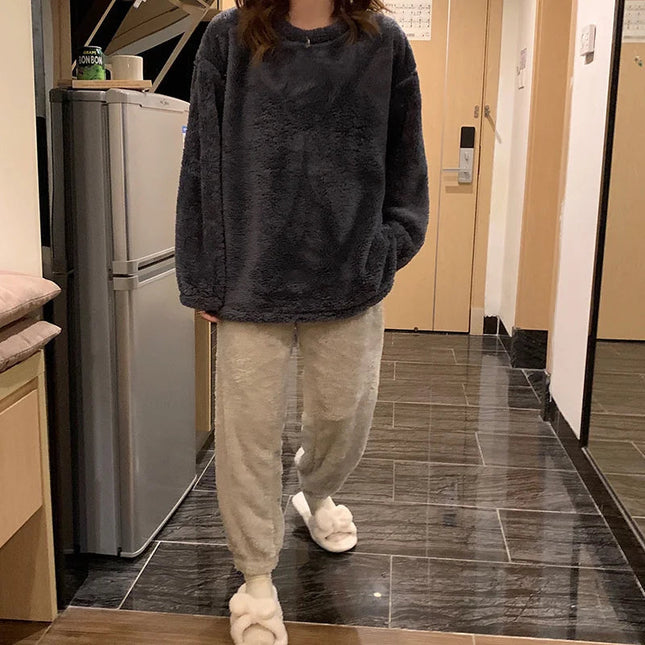 CozyNights | Zimowy komplet piżamowy z polaru i aksamitu dla kobiet 3