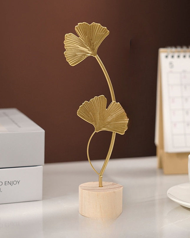 Dekoracja Liścia Ginkgo w Złotym Metalu – Minimalistyczny Akcent do Wyposażenia Wnętrz i Dekoracji na Ścianę do Salonu 1