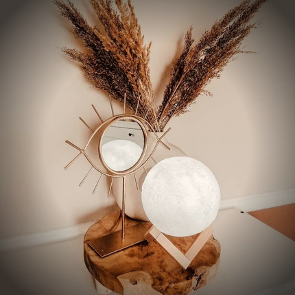 Dekoracyjna Lampa Księżycowa 3D z Naturalną Podstawką i Dotykowym Sterowaniem – Bezprzewodowa Lampa LED do Wnętrz 5