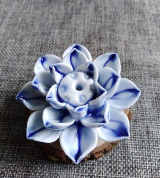 Designerski stojak na kadzidła z motywem kwiatu lotosu 5