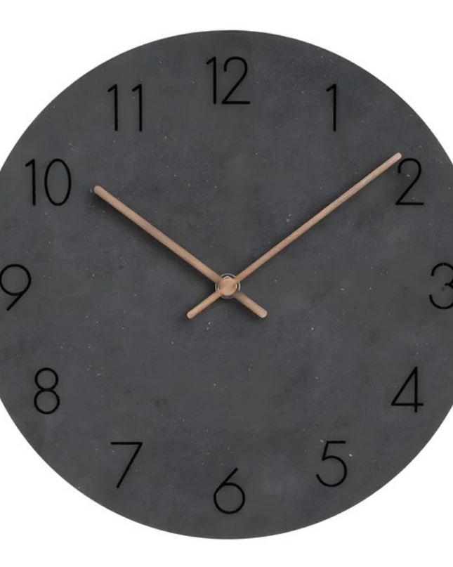 Drewniany zegar ścienny o minimalistycznym stylu i elegancji 5