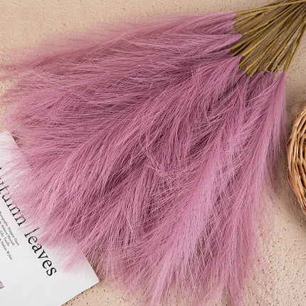 Elegancja i naturalny urok pampasów w Twoim domu 9