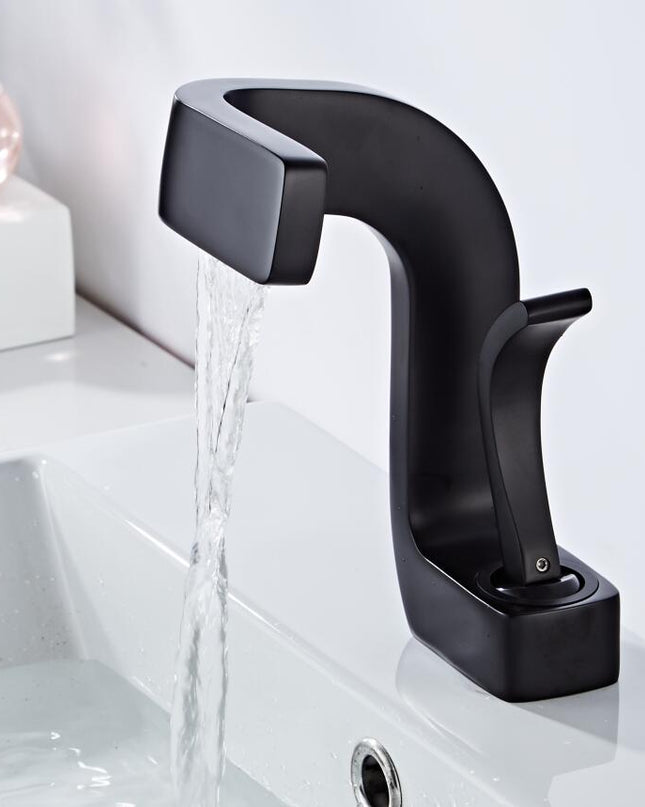 Elegancka Bateria Łazienkowa CurveElite z Precyzyjną Kontrolą – Czarna i Chromowana, Zakrzywiona Konstrukcja do Umywalki 0