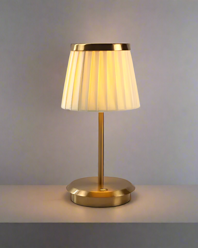 Elegancka Lampa Stołowa z Abażurem, Metalowa, Dotykowe Sterowanie, Bezprzewodowa na Baterie – Idealna do Salonów i Sypialni 1