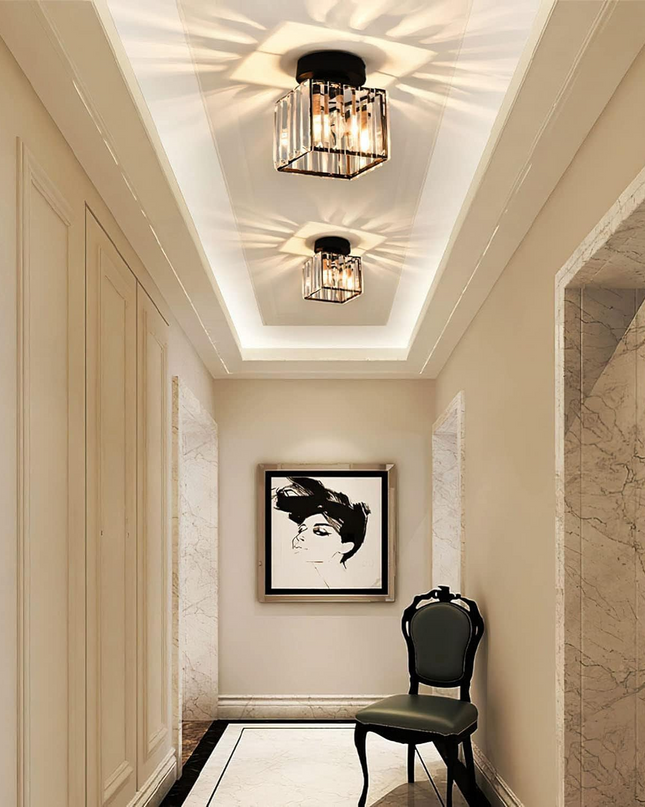 Elegancka Lampa Sufitowa Kilon z Kryształowym Kloszem i Mosiężną Oprawą – Idealna do Salonów i Sypialni 3