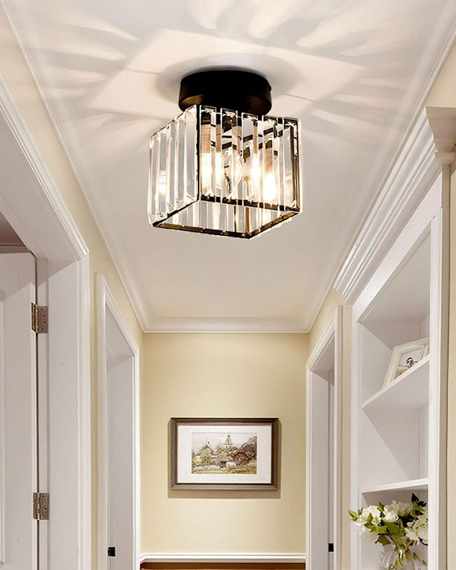 Elegancka Lampa Sufitowa Kilon z Kryształowym Kloszem i Mosiężną Oprawą – Idealna do Salonów i Sypialni 4