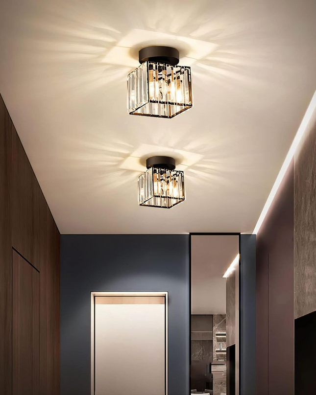 Elegancka Lampa Sufitowa Kilon z Kryształowym Kloszem i Mosiężną Oprawą – Idealna do Salonów i Sypialni 7