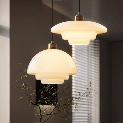 Elegancka Lampa Wisząca z Mlecznobiałego Szkła do Salonu – Styl Mid-Century, Regulowana Długość Zawieszenia 2