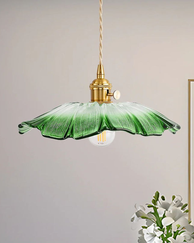 Elegancka Szklana Lampa Wisząca w Kształcie Kwiatu z Złotym Akcentem do Salonu – Dwa Rozmiary, Regulowana Długość Zawieszenia 10