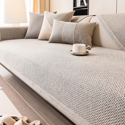 Elegancka osłona na sofę odporna na ścieranie i zarysowania! 0