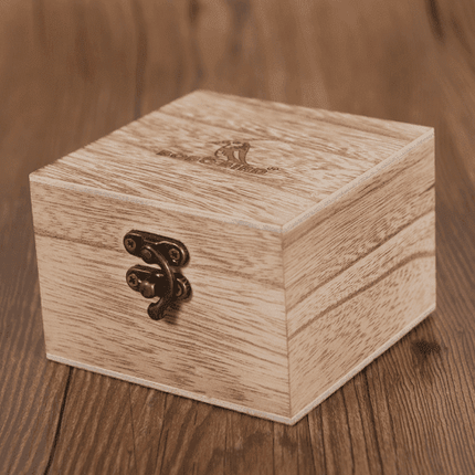 Elegancki Zegarek Męski Kwarcowy z Paskiem Skórzanym – Drewniana Obudowa z Hebanu, Okrągła Tarcza 45 mm 5