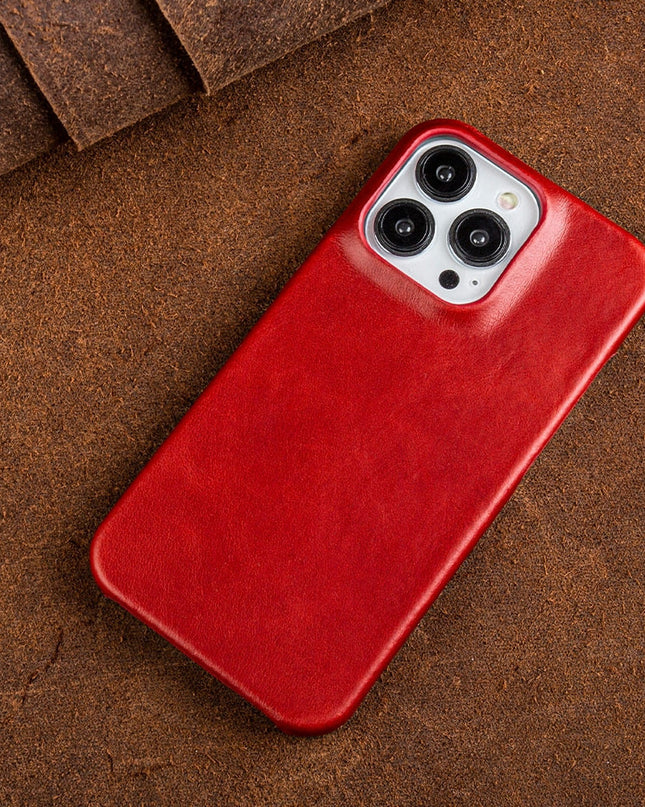 Eleganckie Etui na Telefon iPhone 13 z Olejowoskowej Skóry – Kompatybilne z MagSafe, Ochrona Przed Zabrudzeniami i Zadrapaniami 4