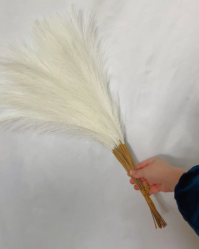 Eleganckie sztuczne pióra pampasowe do dekoracji 15