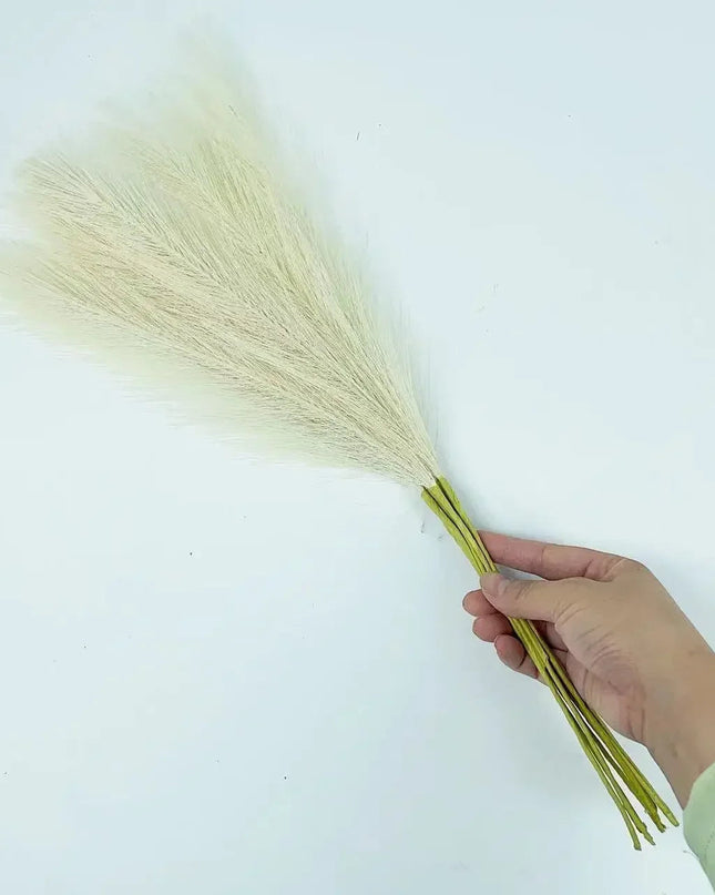 Eleganckie sztuczne pióra pampasowe do dekoracji 3