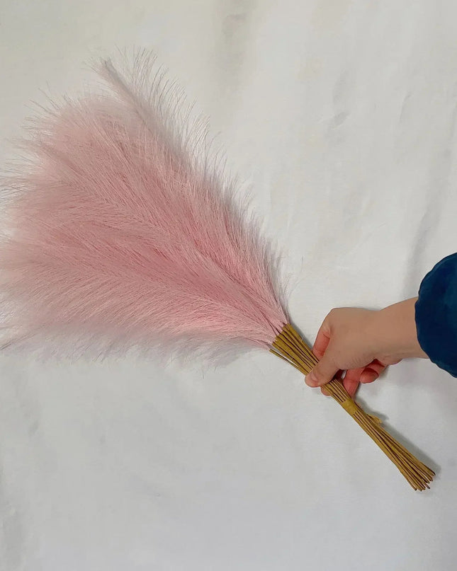 Eleganckie sztuczne pióra pampasowe do dekoracji 6