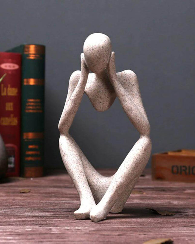 Figurka z filozoficznym przesłaniem i nowoczesnym designem 8