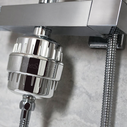 Filtr prysznicowy PureShower – usuwa chlor i zanieczyszczenia, zapewniając orzeźwiające doznania pod prysznicem 1