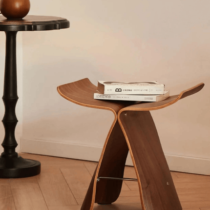 Flutairé – Stolik kawowy w stylu vintage – z motylim wzorem do romantycznych wnętrz 2