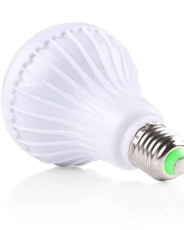 Głośnik Bluetooth LED z Kolorowym Oświetleniem – Przenośny Głośnik Bezprzewodowy z Energooszczędnym Oświetleniem RGBW 5