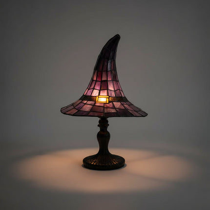 Gotycka lampa akcentująca z witrażem USB w retro designie, przypominająca kapelusz czarodzie 3