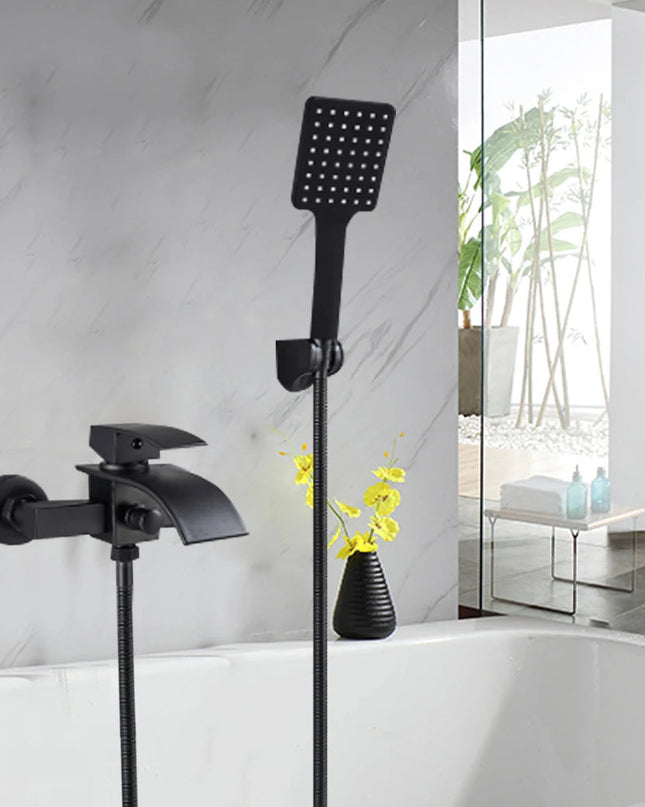 HeatGuard | Elastyczna bateria wannowa z wężem odpornym na ciepło 1