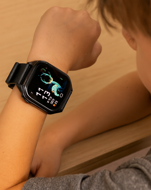 Interaktywny zegarek dla dzieci z monitorem aktywności fizycznej i ekranem dotykowym – wygodny silikonowy pasek i śledzenie aktywności dla dzieci 0