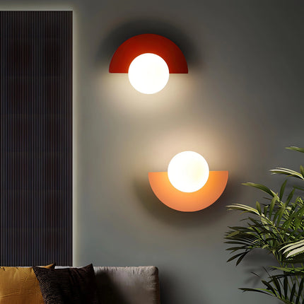 Kinkiet LED półokrągły z połowy XX wieku, oferujący stylowy design i ciepłe oświetlenie, 0