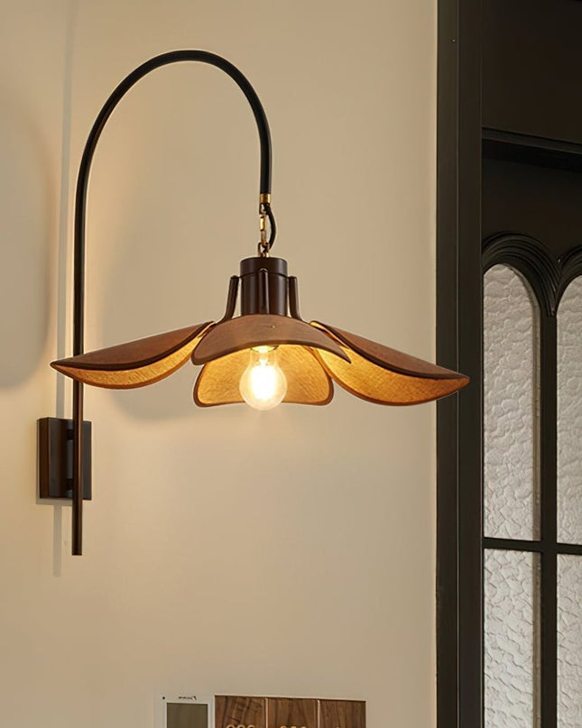 Kinkiet Ścienny Petal Bloom z Naturalnym Wzorem Kwiatowym – Elegancka Lampa do Sypialni i Salonu, Metalowa i Lniana 0