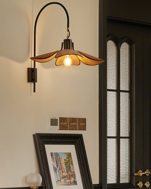 Kinkiet Ścienny Petal Bloom z Naturalnym Wzorem Kwiatowym – Elegancka Lampa do Sypialni i Salonu, Metalowa i Lniana 8
