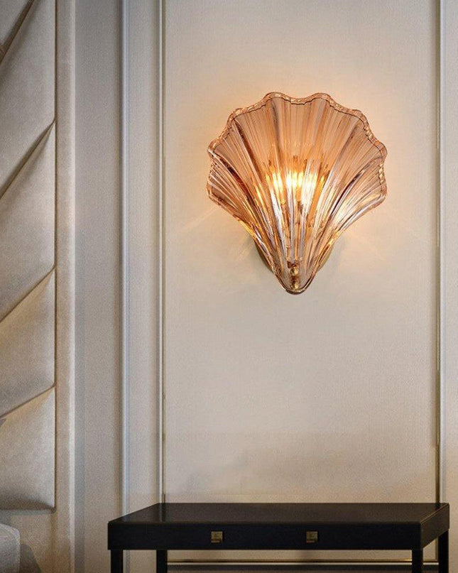Kinkiet Ścienny Shell w Kształcie Muszli – Elegancka Lampa do Sypialni i Salonu, Mosiądz i Szkło, Miękkie Światło 1