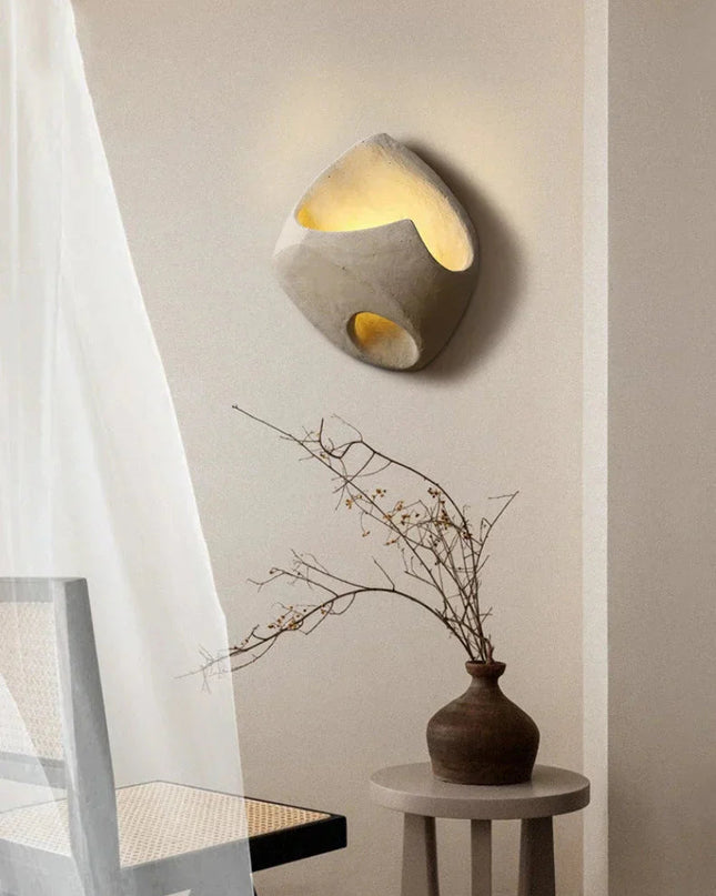 Kinkiety Edda z Cementu – Nowoczesne Oświetlenie Art Deco do Wnętrz 7