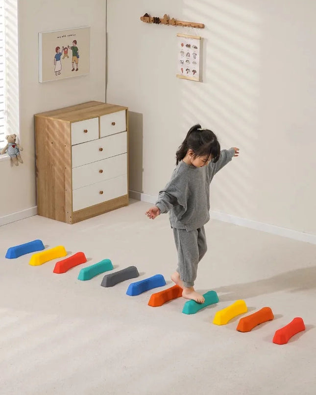 Kolorowe kamienie do balansowania dla zabawy i edukacji ruchowej 0