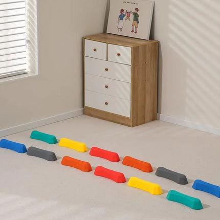 Kolorowe kamienie do balansowania dla zabawy i edukacji ruchowej 2