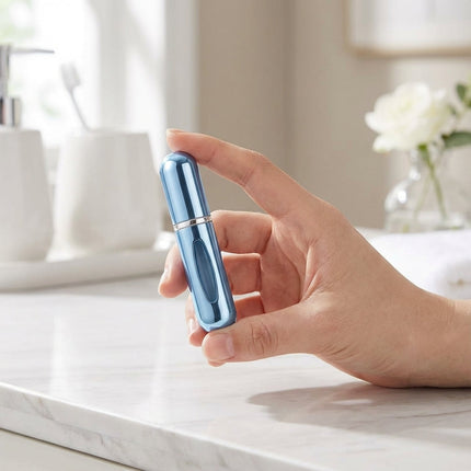 Kompaktowy zestaw 4 atomizerów do perfum z wymiennym wkładem + pompka odporna na wycieki + aluminiowe opakowanie do podróży + 5 ml każdy 1
