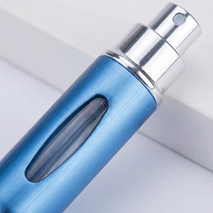 Kompaktowy zestaw 4 atomizerów do perfum z wymiennym wkładem + pompka odporna na wycieki + aluminiowe opakowanie do podróży + 5 ml każdy 3