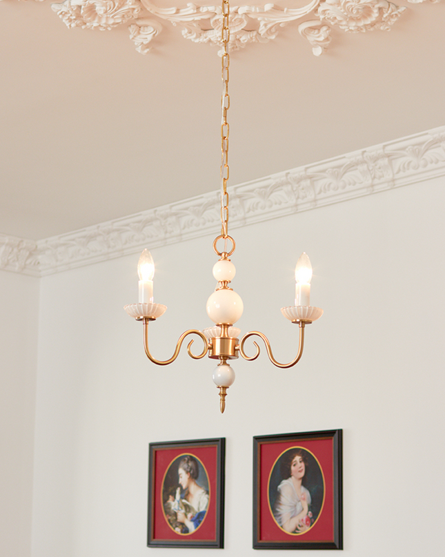 Kremowy Żyrandol Retro do Sypialni z Szkła i Metalu – Elegancka Lampa Wisząca z Regulowaną Długością 45-65 cm 2