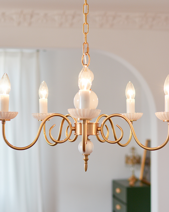 Kremowy Żyrandol Retro do Sypialni z Szkła i Metalu – Elegancka Lampa Wisząca z Regulowaną Długością 45-65 cm 5