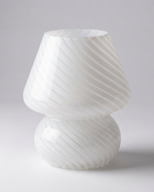 Lampa akcentująca z ręcznie wykonanym szkłem Murano, kompaktowa i elegancka, idealna do małych przestr 2