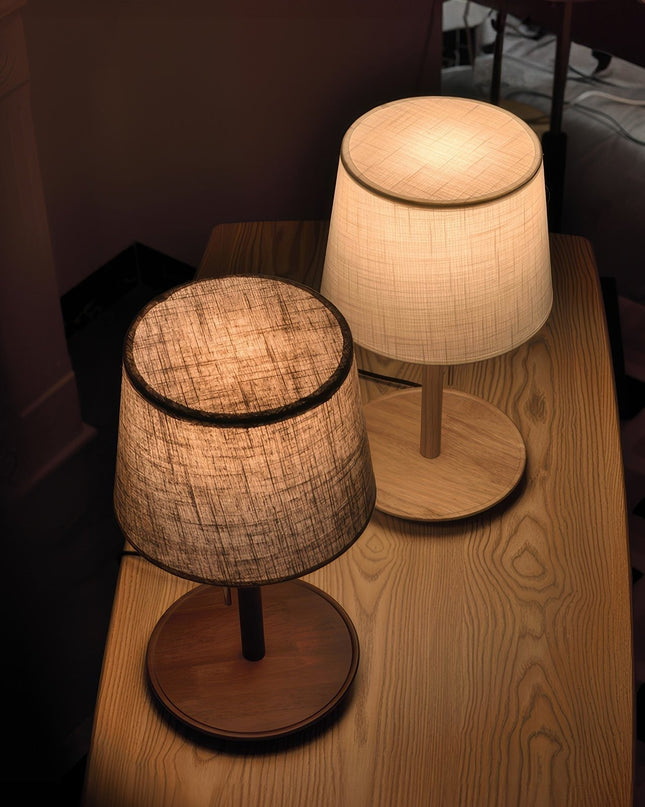 Lampa Gentle Glow z Drewna Orzecha Nordic z Tkaninowym Abażurem – 49 cm, Ciepłe Światło LED E27, Elegancki Design do Wnętrz 6